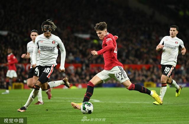 然而裁判卻 然而裁判卻